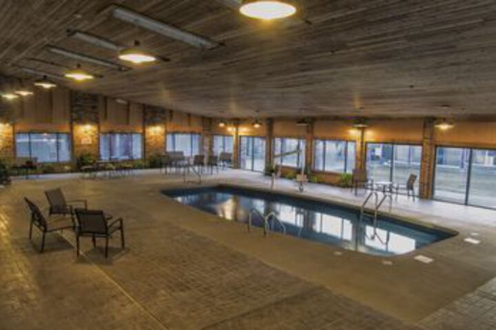 Pool Hotel