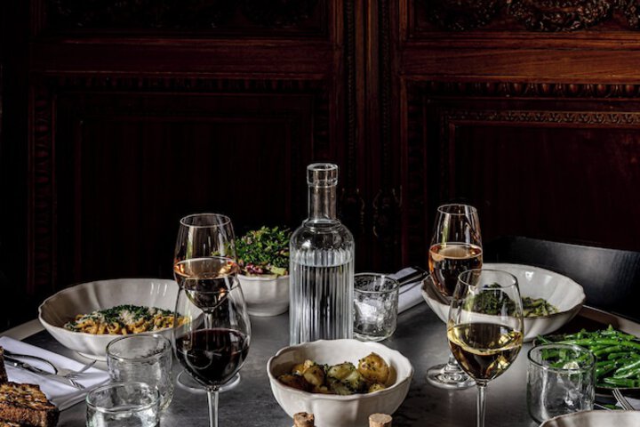 Dining 97 of 136