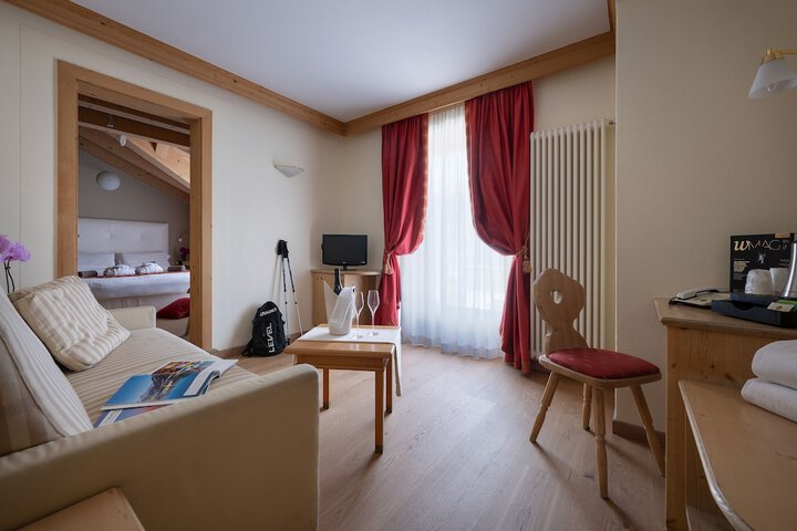 Room 43 of 115