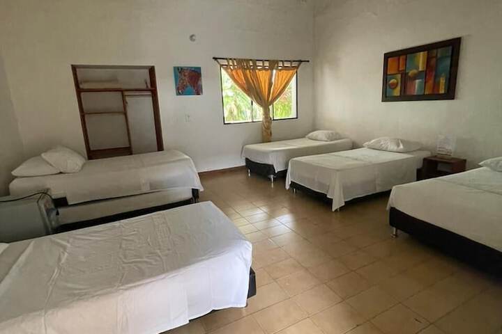 Room 8 of 8