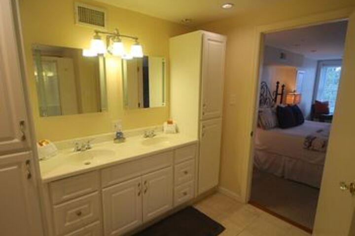 Room 21 of 78