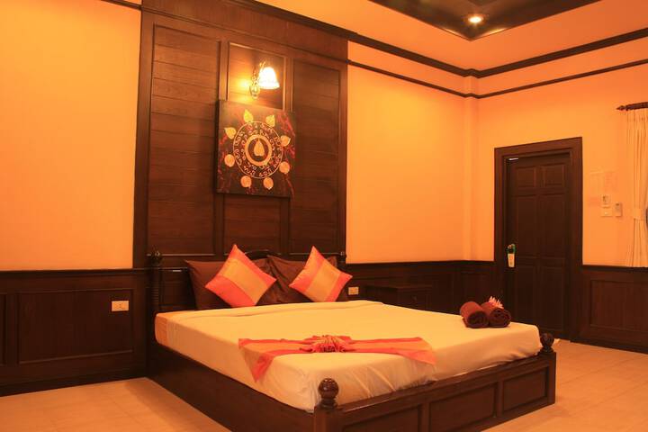 Room 10 of 51