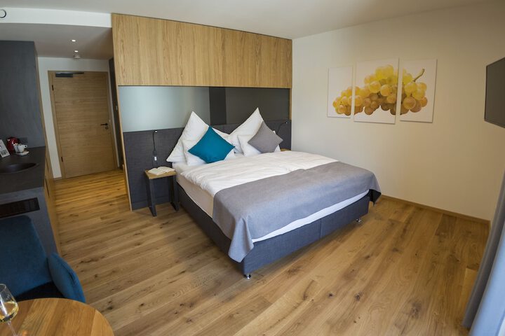 Room 8 of 46