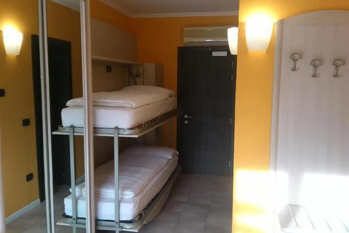 Room 17 of 58