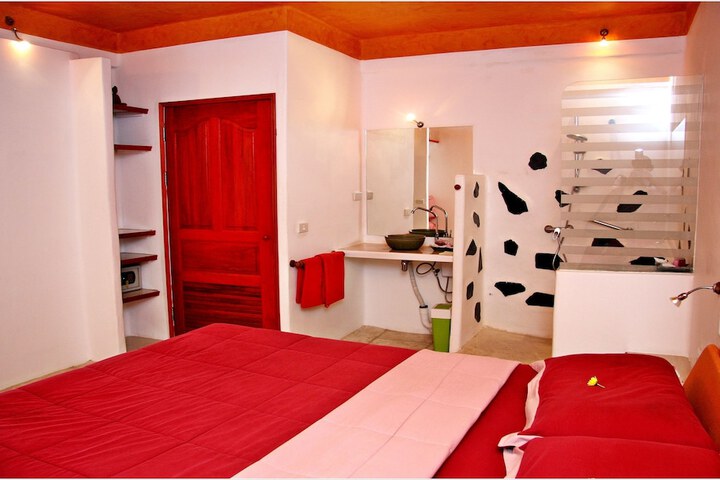 Room 38 of 68