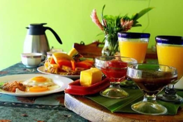 Breakfast/Coffee Service 14 of 33