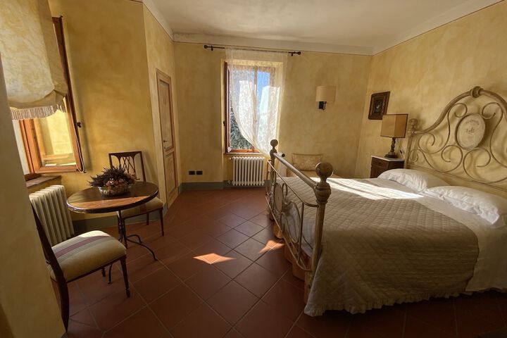 Room 6 of 42