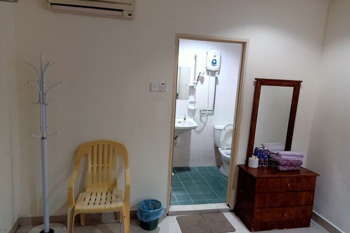 Room 39 of 49