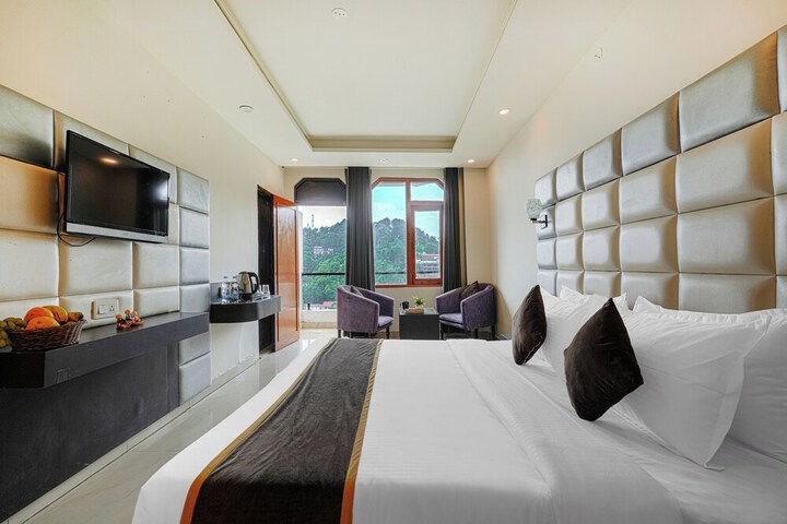 Room 14 of 35