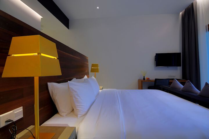 Room 13 of 169