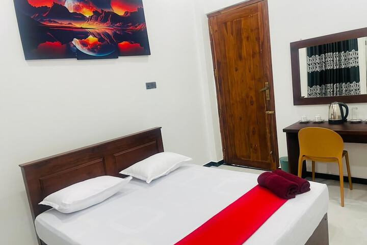 Room 5 of 22