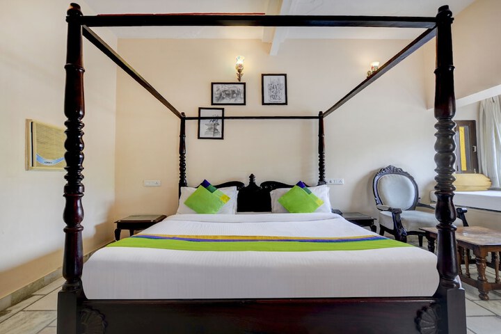 Room 18 of 82