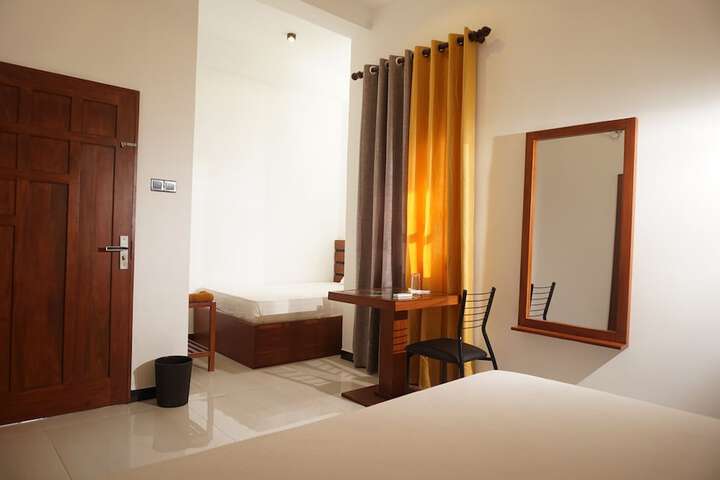 Room 19 of 35