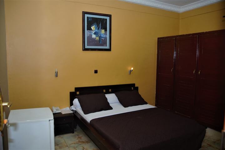 Room 11 of 52