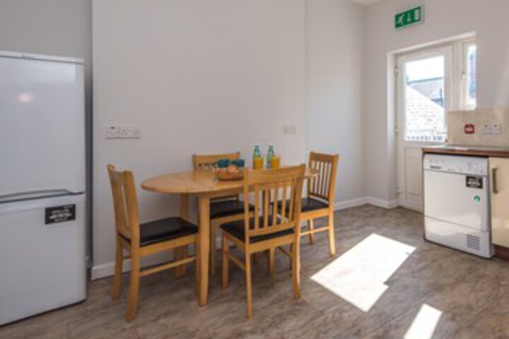 Room 19 of 65