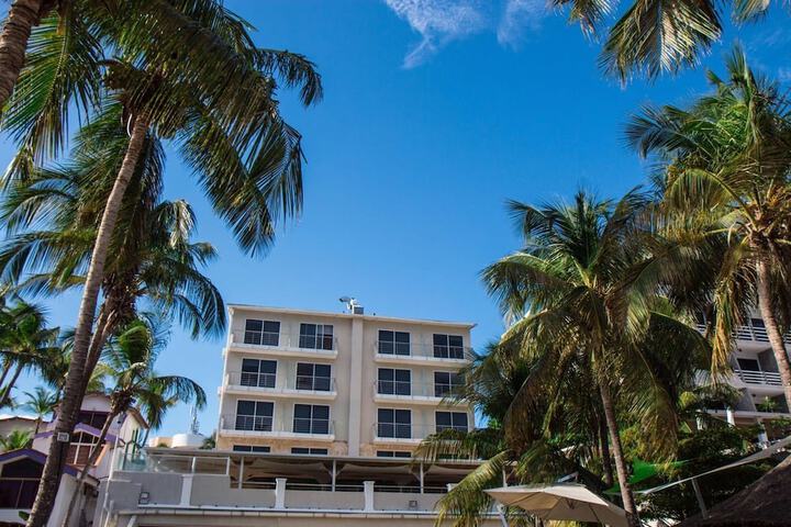 Hotel 37 of 43