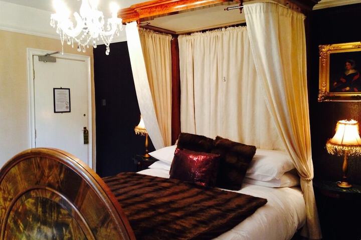 Hotel Interior 12 of 26