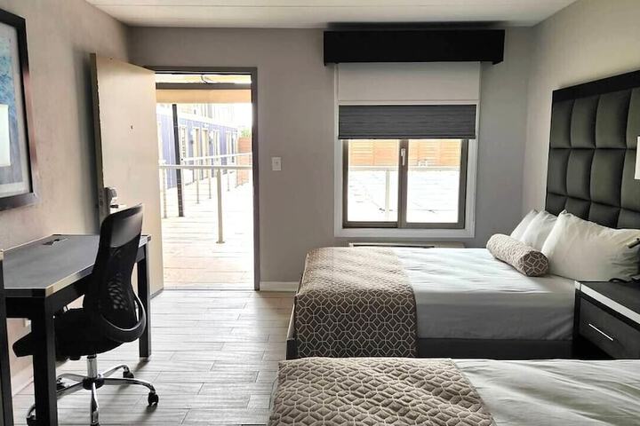 Room 14 of 31