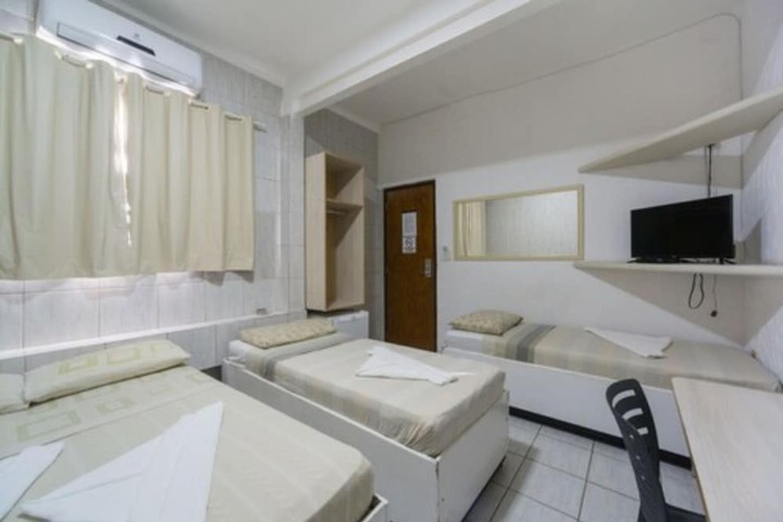 Room 37 of 94