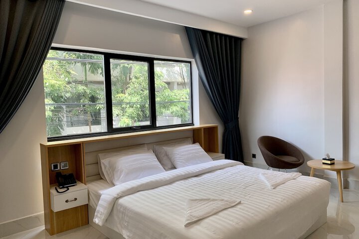Room 6 of 54