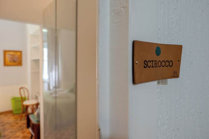 Room 15 of 71
