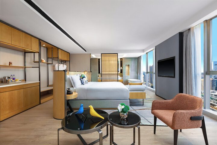 Room 3 of 60