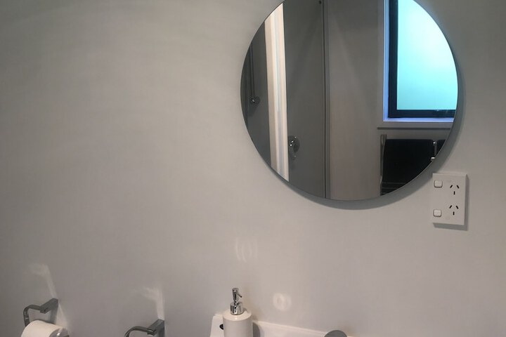 Room 9 of 23