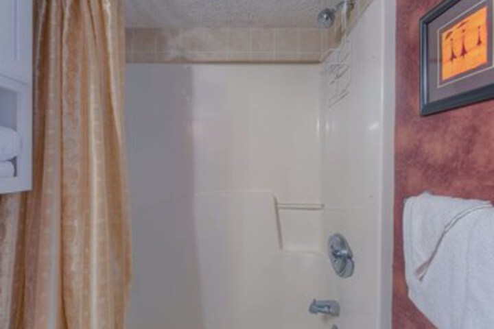 Room 7 of 39