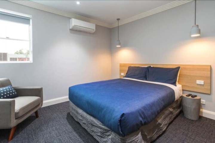 Room 5 of 36