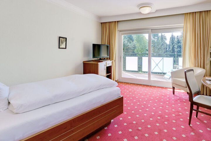 Room 7 of 31