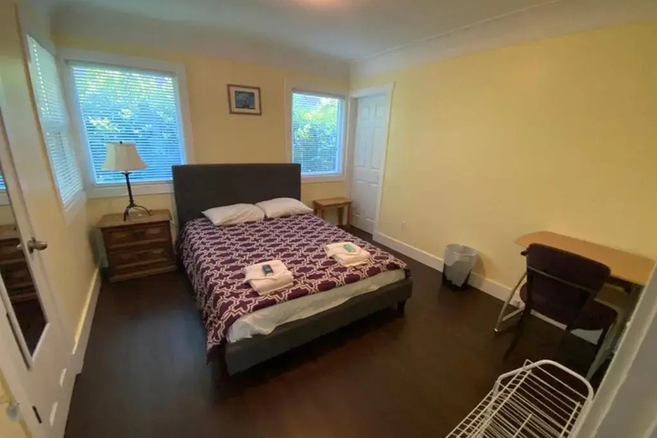 Room 2 of 12