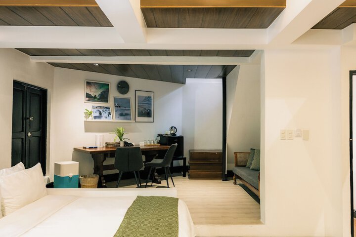 Room 51 of 89