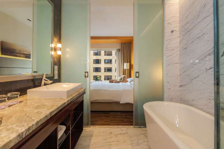 Room 65 of 135