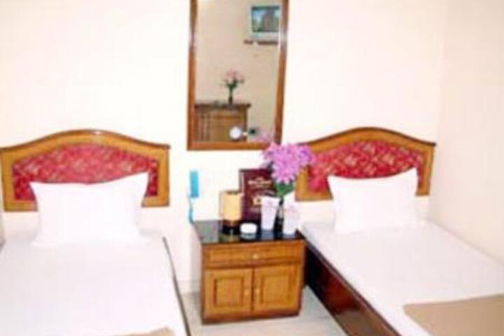 Room 2 of 6