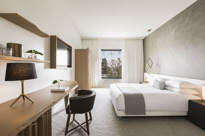 Room 20 of 111