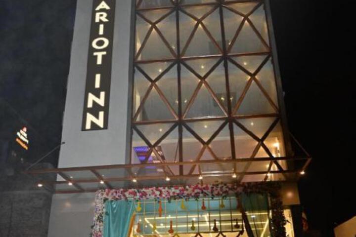 Hotel Chariot Inn