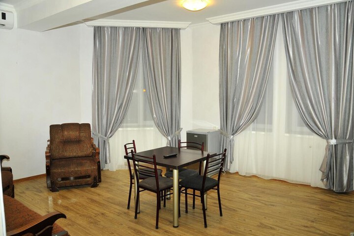 Room 28 of 55