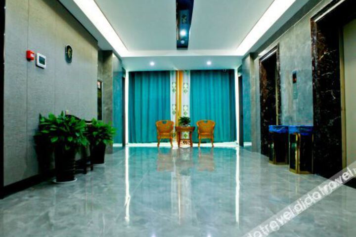 Hotel Interior 6 of 13