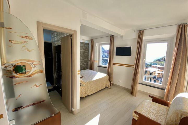 Room 64 of 190