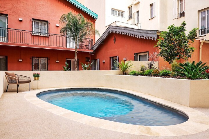 Pool 49 of 67