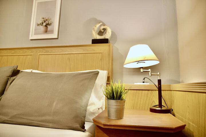 Room 5 of 88