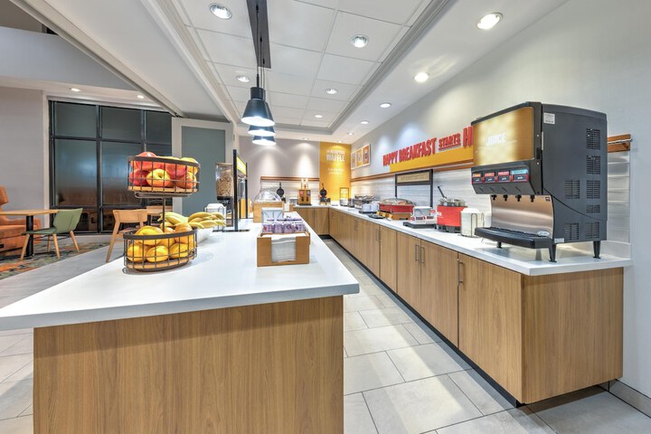 Breakfast/Coffee Service 33 of 49