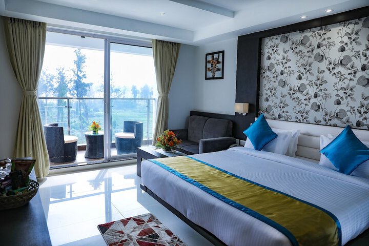 Room 7 of 25