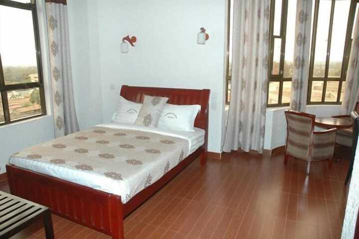 Room 14 of 49