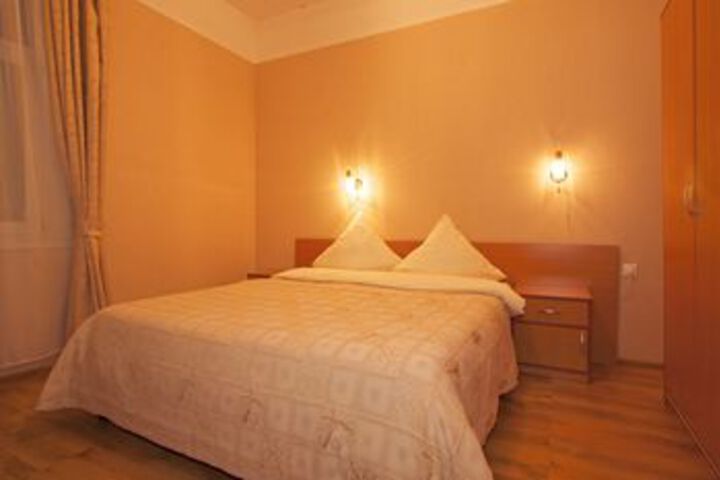 Room 20 of 30