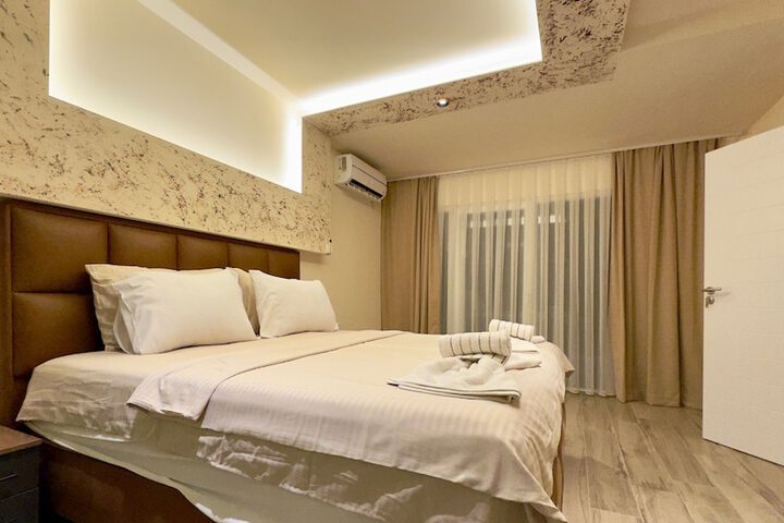 Room 57 of 121