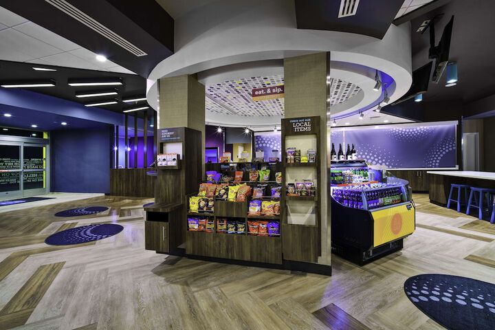 Snack bar