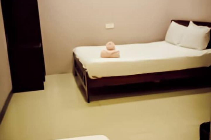 Room 22 of 50