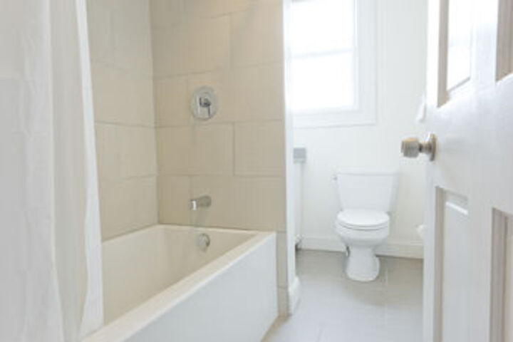 Room 2 of 14