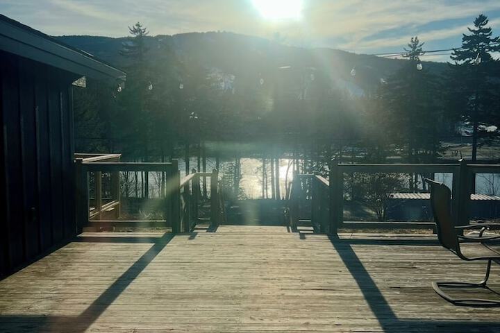 Sundeck 30 of 39